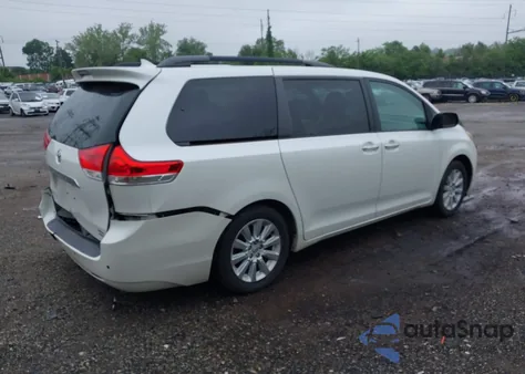 2014 Toyota Sienna Xle/Limited from USA, damaged, VIN 5TDDK3DC4ES081882